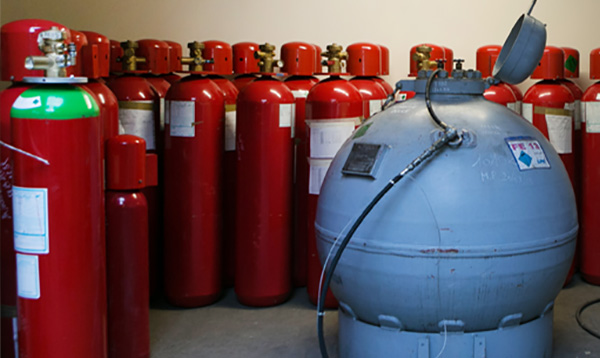 Extinction par gaz inhibiteur